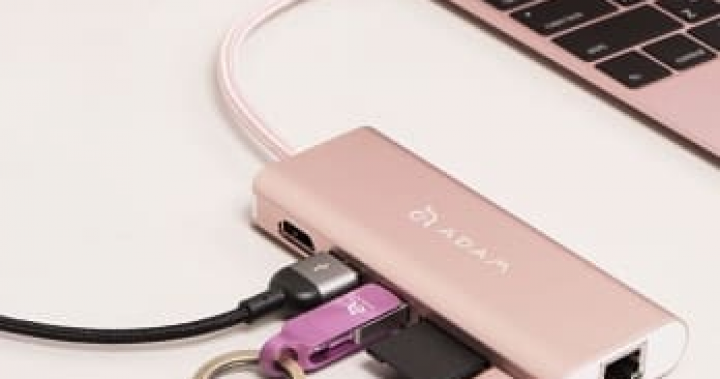 ADAM Hub A01 USB 3.1 USB-C 6 port 多功能集線器（簡易版無收納袋）金